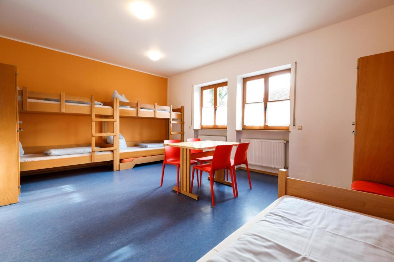 Jugendherberge Ratisbona Esterno foto